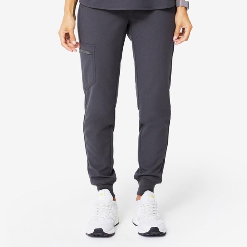 Figs Zamora Jogger - Charcoal